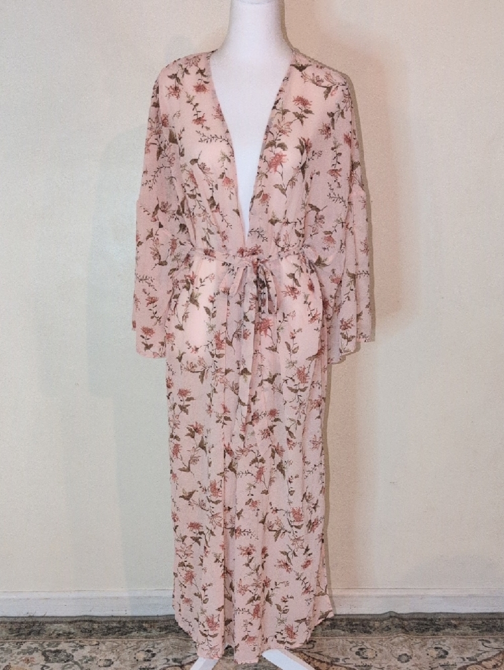 Forever 21 Blush Floral Maxi Kimono Robe with Tie Size L